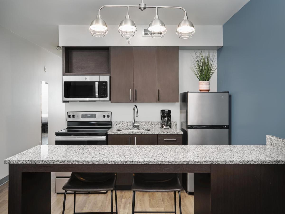 Stayapt Suites Huntsville Εξωτερικό φωτογραφία